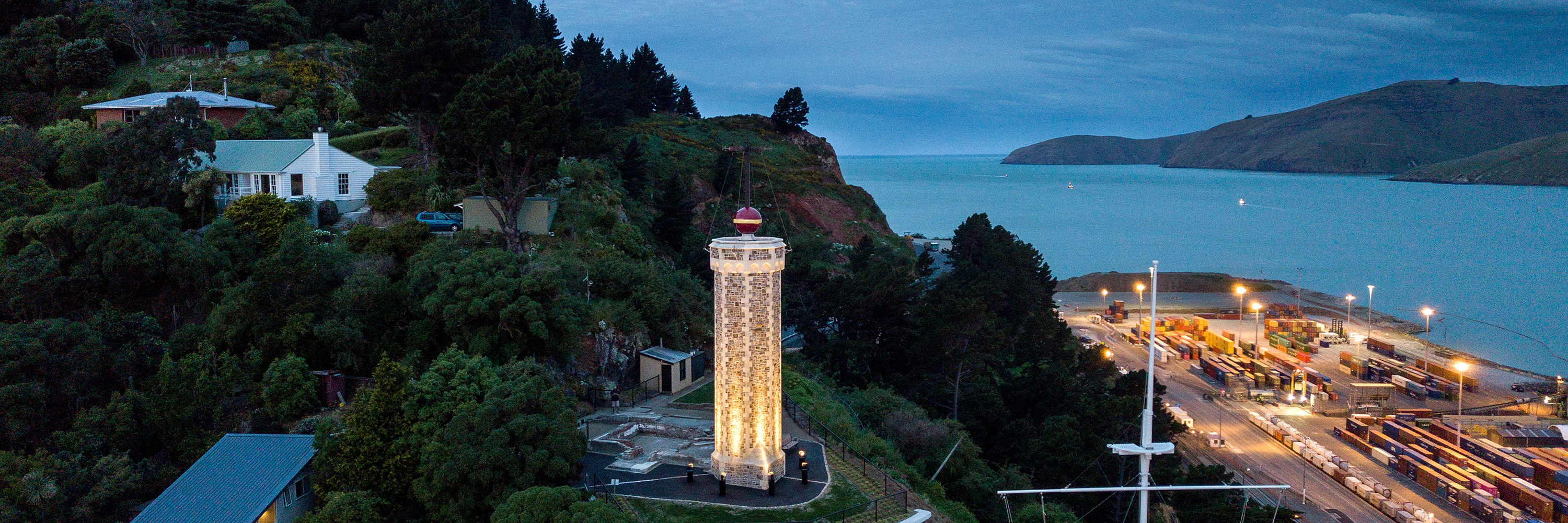 Lyttelton village & Timeball Station